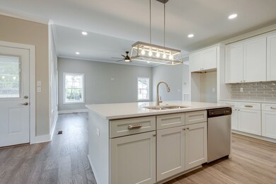 112 Cunningham Ln, Shelbyville, TN 37160 - photo 5