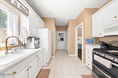 915 Nottingham Dr, Macon, GA 31211 - photo 7