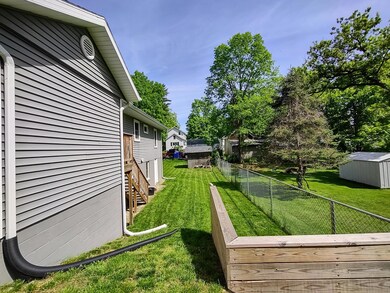 21 N Barrett St, Niles, MI 49120 - photo 5