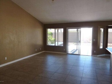 023-518347 - Family Room 1