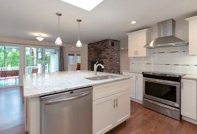 9 King Philip Trail, Norfolk, MA 02056 - photo 5