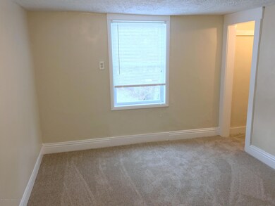 923 N Chestnut St, Lansing, MI 48906 - photo 7