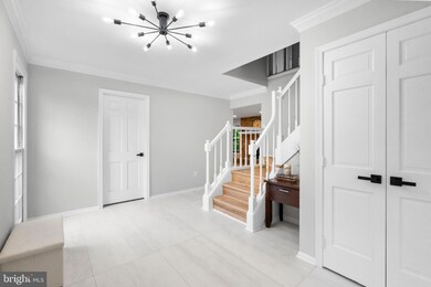 8740 Falls Chapel Way, Potomac, MD 20854 - photo 4