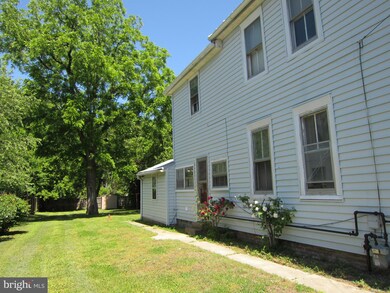 112 Chester Ave, Annapolis, MD 21403 - photo 2