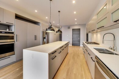 1708 W Cermak Rd unit 3W, Chicago, IL 60608 - photo 6