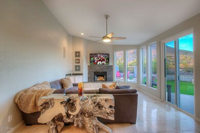 Living room 1