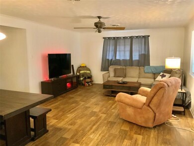 1909 Laurel Rd, Gainesville, TX 76240 - photo 3