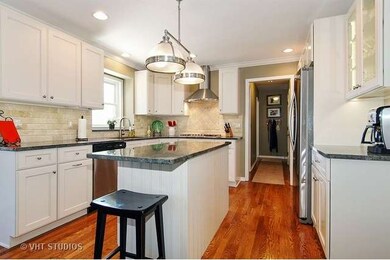 1125 Springhill Dr, Algonquin, IL 60102 - photo 2