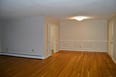 9 Concord St unit C2, West Hartford, CT 06119 - photo 7