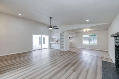 8088 N Mariposa St, Fresno, CA 93720 - photo 6