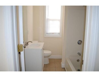 13 Highland St, Revere, MA 02151 - photo 4