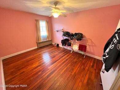 48 W 9th St, Jim Thorpe, PA 18229 - photo 5