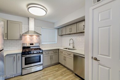 402 W Earll Dr unit 1, Phoenix, AZ 85013 - photo 7