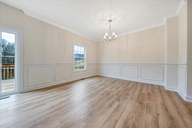 4120 Berkeley Place Dr, Roanoke, VA 24018 - photo 4