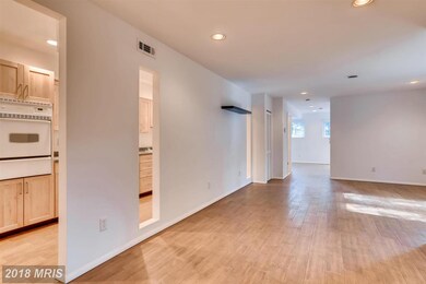 521 Epsom Rd unit TB, Towson, MD 21286 - photo 2