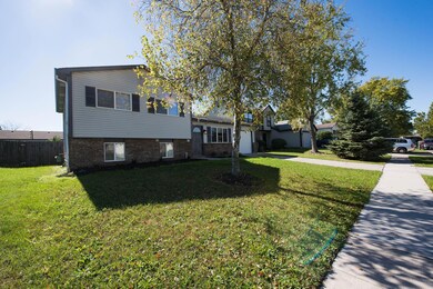 5365 Chaumonte Ave-6347