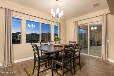 Breakfast Room