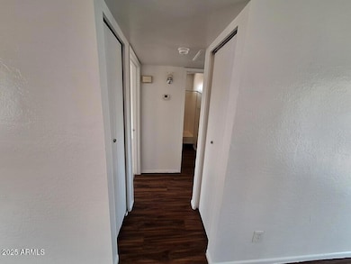 2029 N Hunt Cir unit 202, Mesa, AZ 85203 - photo 3