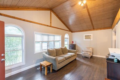 119 Bypass 28, Derry, NH 03038 - photo 3