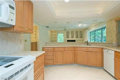 757 Park Shore Dr, Naples, FL 34103 - photo 4