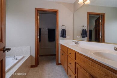 521 Danbury Dr, Oswego, IL 60543 - photo 6