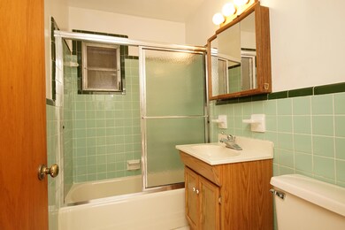 1st full Bathroom