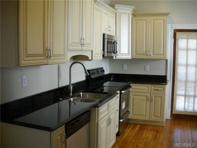 KITCHEN LONG VIEW