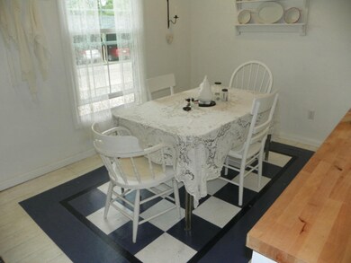 607 Carriage Lane 019