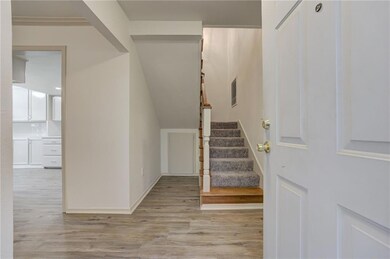 11320 Benttree Cir unit 11320, Oklahoma City, OK 73120 - photo 6