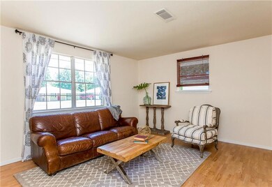 351 Markham Dr, Slidell, LA 70458 - photo 4