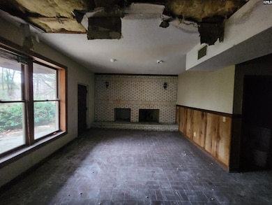 647 Camp Ground Rd, Columbia, SC 29203 - photo 7