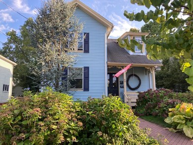 60 Auburn St unit 1, Chicopee, MA 01013 - photo 2