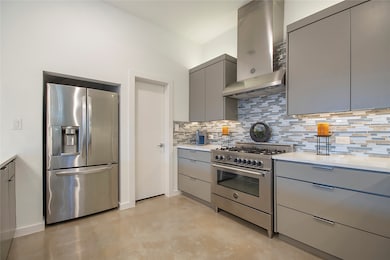 2210 Lola Ct, Dallas, TX 75206 - photo 7