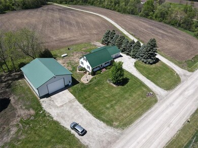 5006 Rolling Acres Rd, Walker, IA 52352 - photo 4