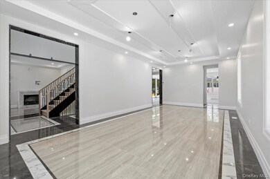 19 Maple Ave, Cedarhurst, NY 11516 - photo 5