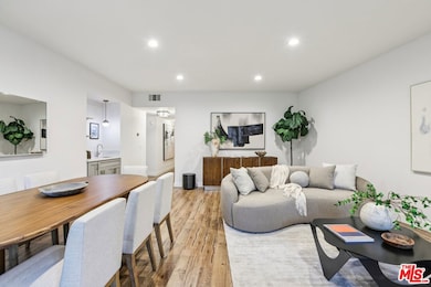 4242 Stansbury Ave unit 104, Sherman Oaks, CA 91423 - photo 6