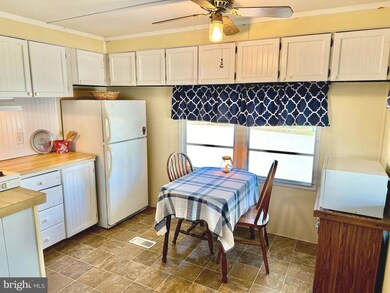 38063 Dove Rd unit 1542, Ocean View, DE 19970 - photo 3