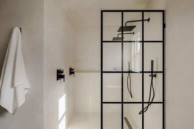 2009 Lear Ln, Austin, TX 78745 - photo 3