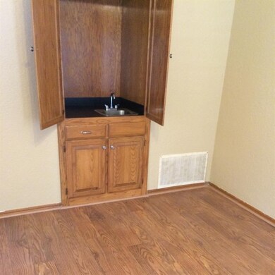 2600 Amy Ct, Moore, OK 73160 - photo 4