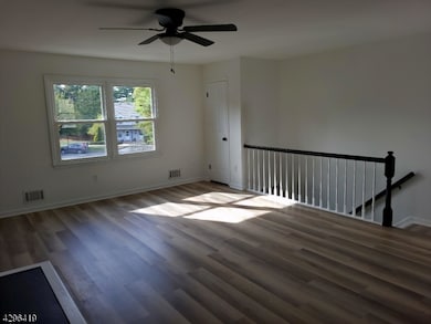 31 Hancock Ct, Flemington, NJ 08822 - photo 3