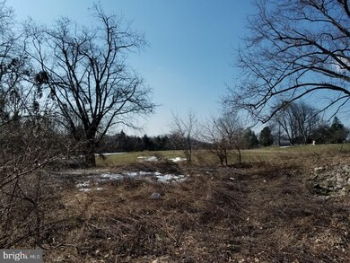 1530 Orchard Ln, Boyertown, PA 19512 - photo 2