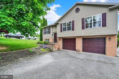 4373 Walters Hatchery Rd, Seven Valleys, PA 17360 - photo 3