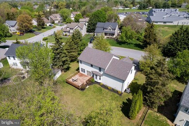 922 Willow Ridge Dr, York, PA 17404 - photo 7