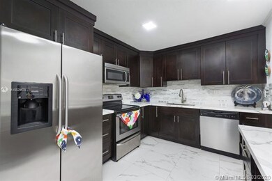 4840 NW 114th Ct, Doral, FL 33178 - photo 4