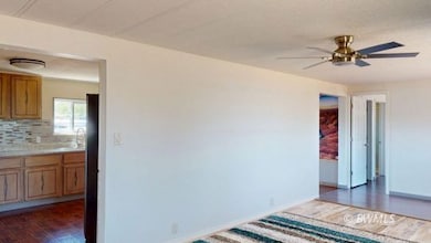 530 Jonathan Edwards, Big Water, UT 84741 - photo 4