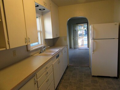 2045 Garden Ave, Klamath Falls, OR 97601 - photo 5