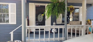 fRONT ENTRY AND pORCH