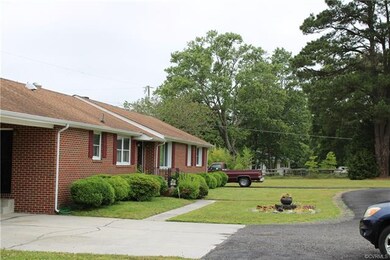 1701 Birdsong Rd, Petersburg, VA 23805 - photo 3