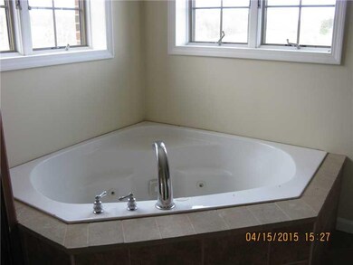 Master Bath/Spa.