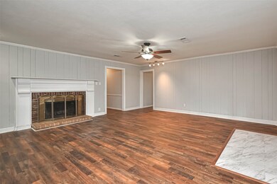 7211 Stonegate Dr, Houston, TX 77040 - photo 6